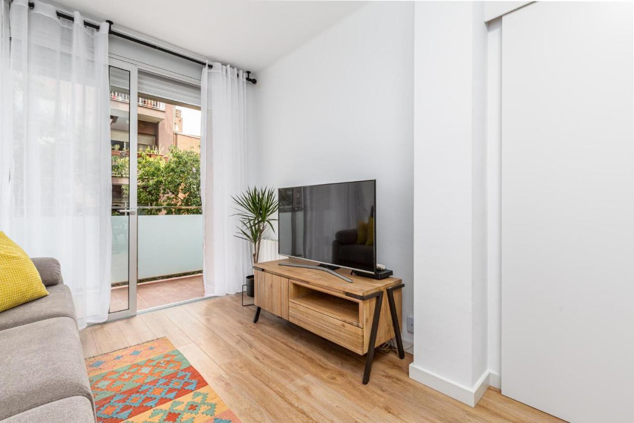 Appartamento Simply Stunning - Hidden Gem, Heart Of Poble Sec Barcellona Esterno foto